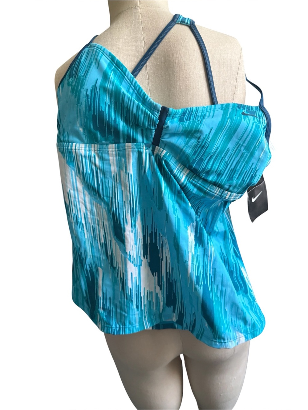 Nike Tanki bikini swim top size 10 NWT blue padded